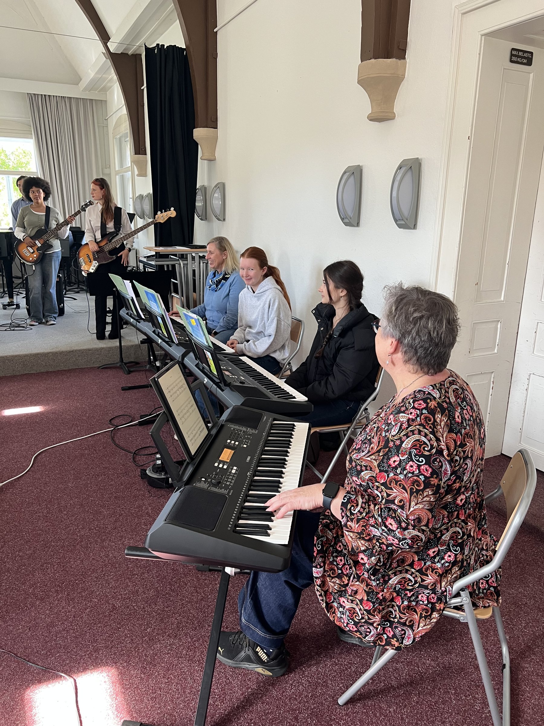 Keyboard-Unterricht beim Bandworkshop an der Kreismusikschule Goslar